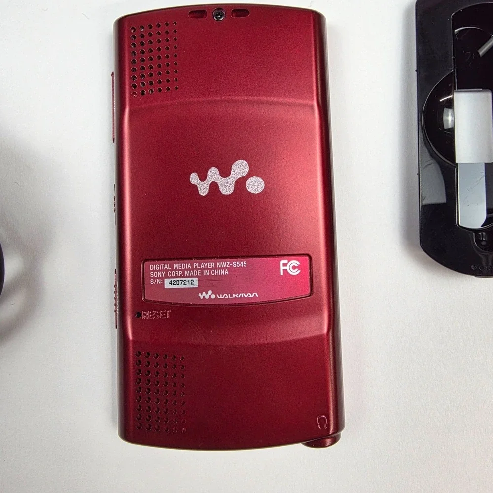 Sony Walkman S Series NWZ-S545 Limited Edition Rare RED